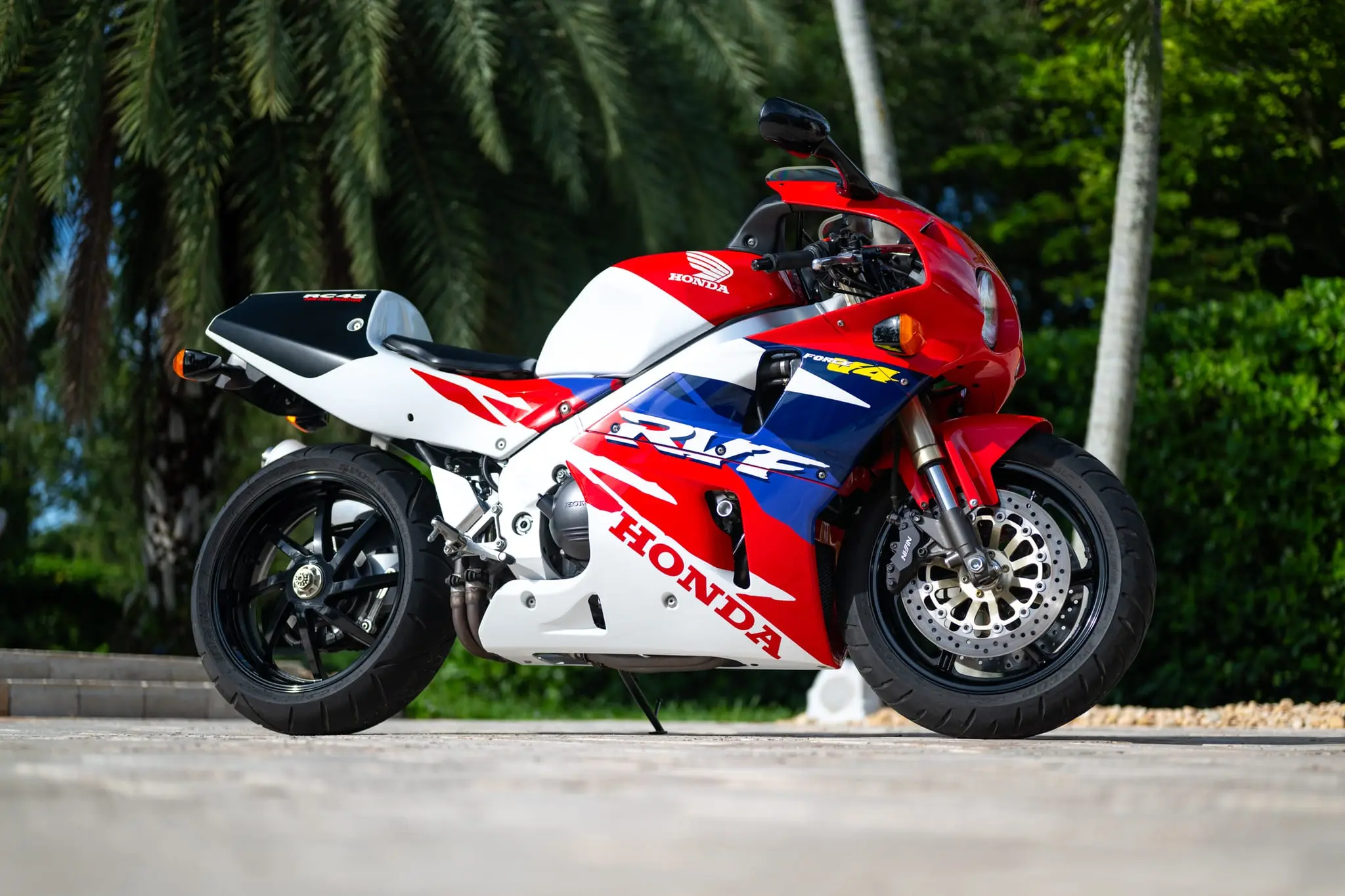 933-Mile 1994 Honda RVF750R RC45